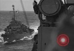 Standbild USS Spence Pazifischer Ozean, 1944, aus Sekunde 21 historischem Filmmaterial Videoclip 65675055347