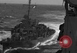 Standbild USS Spence Pazifischer Ozean, 1944, aus Sekunde 35 historischem Filmmaterial Videoclip 65675055347