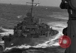 Standbild USS Spence Pazifischer Ozean, 1944, aus Sekunde 39 historischem Filmmaterial Videoclip 65675055347