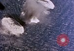 Standbild Flugzeuge aus USS Cowpens (CVL-25) Angriff japanischer Kreuzer Naka Pacific Theater, 1944, aus Sekunde 46 historischem Filmmaterial Videoclip 65675055351