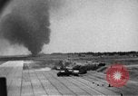 Standbild Ägyptische Flugzeuge in sechs Tage Krieg Sinai Halbinsel Ägypten, 1967, aus Sekunde 59 historischem Filmmaterial Videoclip 65675055430
