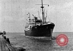 Immagine di Nave Saint Louis Germania, 1937, secondo 15 filmato di repertorio 65675055443