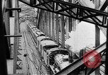 Standbild Köln Marktplatz und christlichen Osterfest Köln Deutschland, 1937, aus Sekunde 13 historischem Filmmaterial Videoclip 65675055444