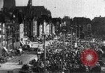 Standbild Köln Marktplatz und christlichen Osterfest Köln Deutschland, 1937, aus Sekunde 41 historischem Filmmaterial Videoclip 65675055444
