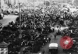 Standbild Köln Marktplatz und christlichen Osterfest Köln Deutschland, 1937, aus Sekunde 55 historischem Filmmaterial Videoclip 65675055444