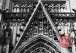 Standbild Kölner Dom Köln Deutschland, 1937, aus Sekunde 23 historischem Filmmaterial Videoclip 65675055445