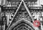 Standbild Kölner Dom Köln Deutschland, 1937, aus Sekunde 24 historischem Filmmaterial Videoclip 65675055445