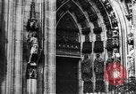 Standbild Kölner Dom Köln Deutschland, 1937, aus Sekunde 27 historischem Filmmaterial Videoclip 65675055445