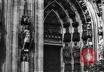 Standbild Kölner Dom Köln Deutschland, 1937, aus Sekunde 30 historischem Filmmaterial Videoclip 65675055445