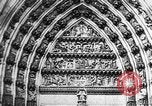 Standbild Kölner Dom Köln Deutschland, 1937, aus Sekunde 33 historischem Filmmaterial Videoclip 65675055445