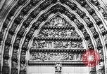 Standbild Kölner Dom Köln Deutschland, 1937, aus Sekunde 34 historischem Filmmaterial Videoclip 65675055445