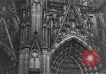 Standbild Kölner Dom Köln Deutschland, 1937, aus Sekunde 49 historischem Filmmaterial Videoclip 65675055445
