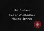 Standbild Heilquelle Kurort in Wiesbaden 1930er Jahre Wiesbaden Deutschland, 1937, aus Sekunde 4 historischem Filmmaterial Videoclip 65675055447
