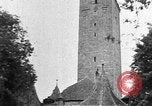 Standbild berühmte Gebäude Rothenburg ob der Tauber Deutschland, 1937, aus Sekunde 9 historischem Filmmaterial Videoclip 65675055449