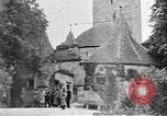 Standbild berühmte Gebäude Rothenburg ob der Tauber Deutschland, 1937, aus Sekunde 15 historischem Filmmaterial Videoclip 65675055449