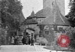 Standbild berühmte Gebäude Rothenburg ob der Tauber Deutschland, 1937, aus Sekunde 17 historischem Filmmaterial Videoclip 65675055449