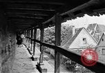 Standbild berühmte Gebäude Rothenburg ob der Tauber Deutschland, 1937, aus Sekunde 47 historischem Filmmaterial Videoclip 65675055449
