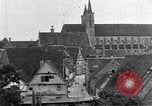 Standbild berühmte Gebäude Rothenburg ob der Tauber Deutschland, 1937, aus Sekunde 58 historischem Filmmaterial Videoclip 65675055449