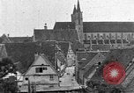 Standbild berühmte Gebäude Rothenburg ob der Tauber Deutschland, 1937, aus Sekunde 59 historischem Filmmaterial Videoclip 65675055449