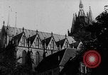 Image célèbres bâtiments Erfurt Thuringe en Allemagne, 1937, de la seconde 56 séquences d'archives historiques vidéo 65675055452