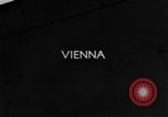 Image destinations touristiques Vienne Autriche, 1937, de la seconde 1 séquences d'archives historiques vidéo 65675055462