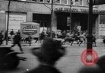Standbild Bierhalle Putsch Putsch oder München Deutschland, 1923, aus Sekunde 22 historischem Filmmaterial Videoclip 65675055488