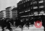 Standbild Bierhalle Putsch Putsch oder München Deutschland, 1923, aus Sekunde 24 historischem Filmmaterial Videoclip 65675055488