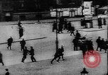 Standbild Bierhalle Putsch Putsch oder München Deutschland, 1923, aus Sekunde 27 historischem Filmmaterial Videoclip 65675055488