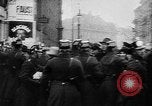 Standbild Bierhalle Putsch Putsch oder München Deutschland, 1923, aus Sekunde 47 historischem Filmmaterial Videoclip 65675055488