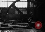 Image Les usines au ralenti et les chômeurs des Sudètes Allemagne, 1938, de la seconde 58 séquences d'archives historiques vidéo 65675055490