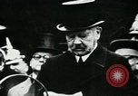 Image président Paul von Hindenburg s'adresse à la foule Allemagne, 1925, de la seconde 25 séquences d'archives historiques vidéo 65675055494