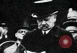 Image président Paul von Hindenburg s'adresse à la foule Allemagne, 1925, de la seconde 39 séquences d'archives historiques vidéo 65675055494
