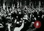 Image Paul von Hindenburg avec Hitler en voiture ouverte Berlin Allemagne, 1933, de la seconde 35 séquences d'archives historiques vidéo 65675055498