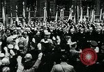 Image Paul von Hindenburg avec Hitler en voiture ouverte Berlin Allemagne, 1933, de la seconde 43 séquences d'archives historiques vidéo 65675055498