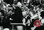 Image Paul von Hindenburg avec Hitler en voiture ouverte Berlin Allemagne, 1933, de la seconde 59 séquences d'archives historiques vidéo 65675055498