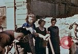 Immagine di La brigata della benna Berlino Germania, 1945, secondo 20 filmato di repertorio 65675055504