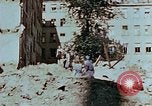 Immagine di La brigata della benna Berlino Germania, 1945, secondo 46 filmato di repertorio 65675055504