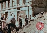 Immagine di La brigata della benna Berlino Germania, 1945, secondo 59 filmato di repertorio 65675055504