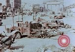 Immagine di Distrutto veicoli bruciati Berlino Germania, 1945, secondo 5 filmato di repertorio 65675055505