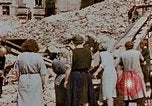 Immagine di Tedesco donne Berlino Germania, 1945, secondo 62 filmato di repertorio 65675055511