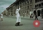 Immagine di Civili tedesco Berlino Germania, 1945, secondo 16 filmato di repertorio 65675055518