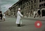 Immagine di Civili tedesco Berlino Germania, 1945, secondo 27 filmato di repertorio 65675055518