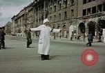 Immagine di Civili tedesco Berlino Germania, 1945, secondo 44 filmato di repertorio 65675055518