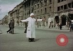 Immagine di Civili tedesco Berlino Germania, 1945, secondo 45 filmato di repertorio 65675055518