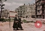 Immagine di Edifici demoliti Berlino Germania, 1945, secondo 27 filmato di repertorio 65675055519