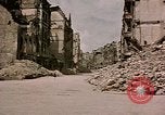 Immagine di Edifici demoliti Berlino Germania, 1945, secondo 56 filmato di repertorio 65675055519