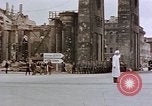 Immagine di Poliziotti tedeschi marzo Berlino Germania, 1945, secondo 10 filmato di repertorio 65675055524