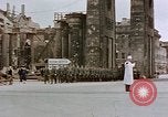 Immagine di Poliziotti tedeschi marzo Berlino Germania, 1945, secondo 18 filmato di repertorio 65675055524