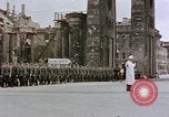 Immagine di Poliziotti tedeschi marzo Berlino Germania, 1945, secondo 30 filmato di repertorio 65675055524