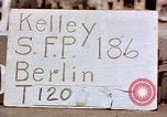 Immagine di Antico tedesco civili Berlino Germania, 1945, secondo 1 filmato di repertorio 65675055527
